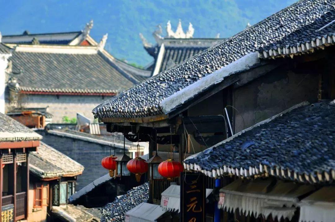 逃离违建房屋9